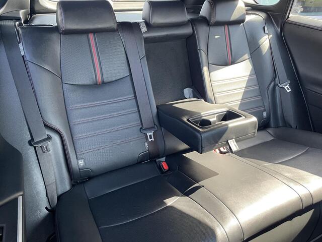 Toyota RAV4 2.5 Plug-in Hybrid AWD Bi-Tone Plus Trekhaak
