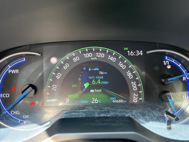 Toyota RAV4 2.5 Hybrid AWD Style