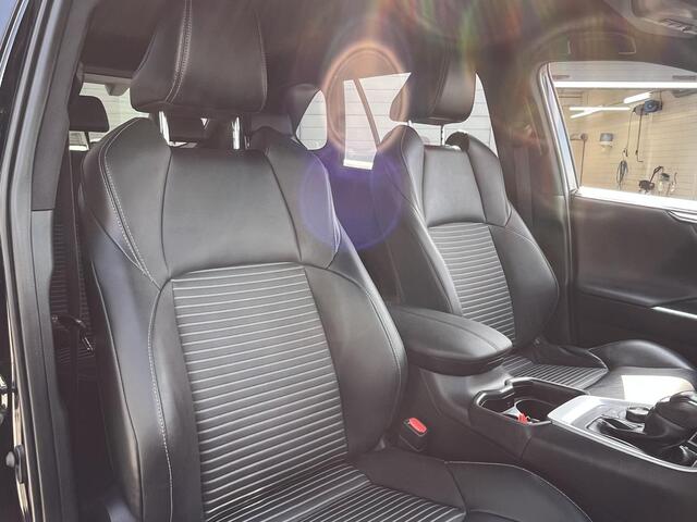 Toyota RAV4 2.5 Hybrid AWD Style