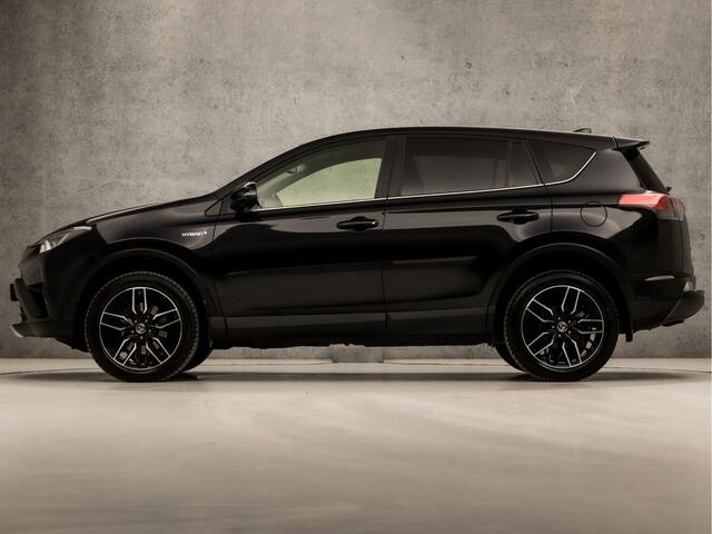 Toyota RAV4 2.5 Hybrid Sport 198Pk Automaat (NAVIGATIE, CLIMATE, CAMERA, STOELVERWARMING, GETINT GLAS, SPORTSTOELEN, KEYLESS, CRUISE, NIEUWE APK, NIEUWSTAAT)