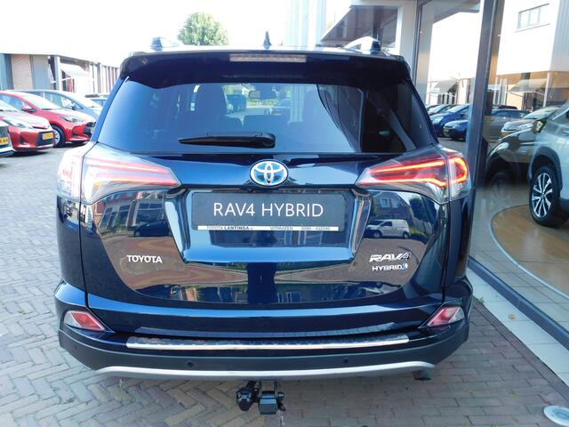Toyota RAV4 2.5 Hybrid AWD Executive | 360 camera | Stuurverwarming | Trekhaak