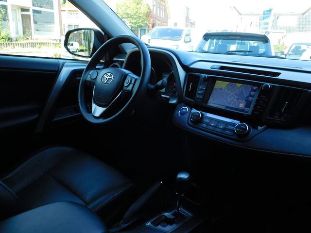 Toyota RAV4 2.5 Hybrid AWD Executive | 360 camera | Stuurverwarming | Trekhaak
