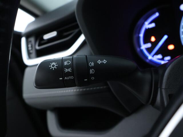 Toyota RAV4 2.5 Hybrid AWD First Edition | Trekhaak | 1650kg Trekgewicht |