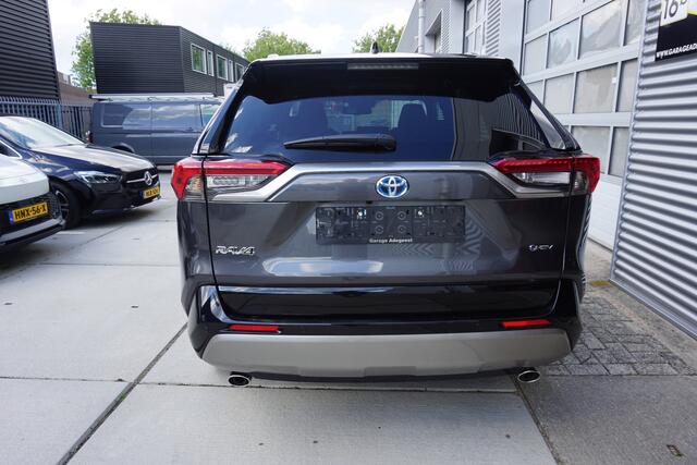 Toyota RAV4 2.5 Hybrid AWD Style Bi-Tone |Navi|Carplay|PDC V+A|Camera|Elektrische a.klep|Dode hoek|