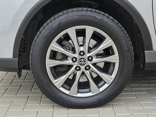 Toyota RAV4 2.5 Hybrid AWD Dynamic Aut 1.650kg trekgewicht