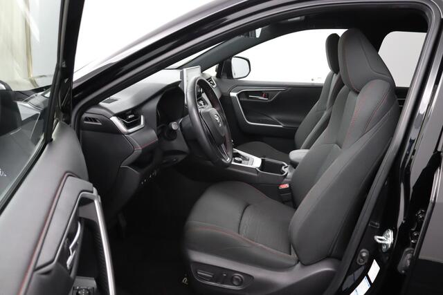 Toyota RAV4 2.5 Plug-in Hybrid AWD Dynamic Elektrisch Verstelbare Bestuurdersstoel | Stoel en Stuurwielverwarming | Draadloos telefoonlader | Grootscherm Navigatie |