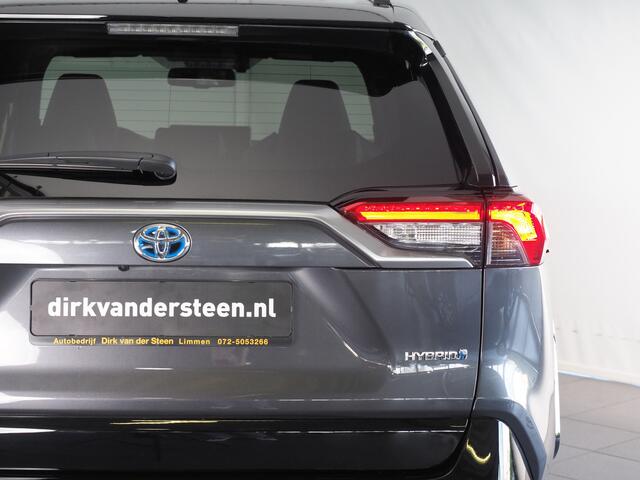 Toyota RAV4 2.5 Hybrid Style | FACELIFT | JBL | Verwarmde Voorstoelen en Stuurwiel | Dodehoekdetectie | 360° Camera | Verwarmd Voorruit | Apple CarPlay/ Android Auto