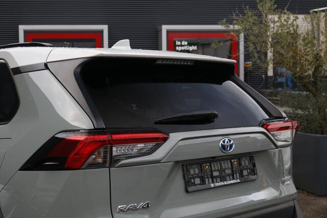 Toyota RAV4 2.5 Hybrid AWD ADVENTURE