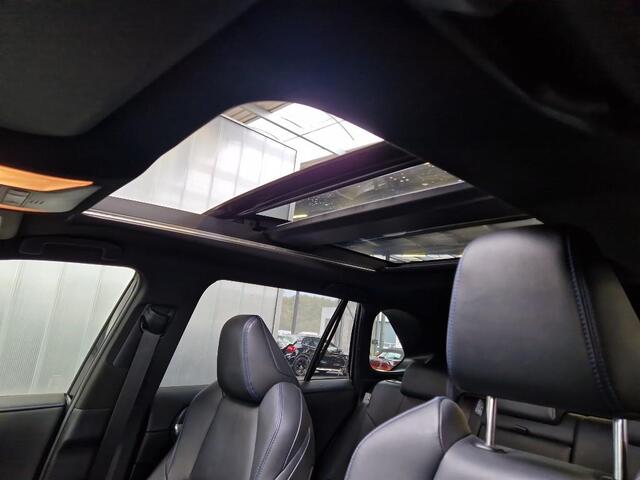 Toyota RAV4 2.5 Hybrid Style | FACE LIFT MODEL | JBL GELUID INSTALATIE | LED KOPLAMPEN | NAVIGATIE | KEYLESS ENTRY/GO | LEDER | ACHTERUIT RIJ CAMERA | PARKEREN SENSOREN | PANORAMA DAK | STOELVERWARMING/ KOELING | ELEKTRISCHE STOELEN |