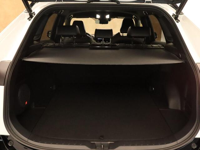 Toyota RAV4 2.5 Hybrid Style - ORIGINEEL NEDERLANDSE AUTO - BI-TONE - AFKOMSTIG VAN 1E EIGENAAR - NAVIGATIE -ELEKTRISCHE ACHTERKLEP - DRAADLOZE TELEFOONLADER -ELEKTRISCHE BESTUURDERSSTOEL - JBL AUDIO - CAMERA IN BINNENSPIEGEL - 360 GRADEN CAMERA - DODEHOEK DETECTIE