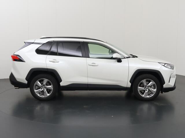 Toyota RAV4 2.0 VVT-iE Dynamic | Trekhaak | Navigatie | Camera | DAB | Apple CarPlay/Android Auto | Climate Control | Adaptieve Cruise Control | Ele. kofferdeksel |