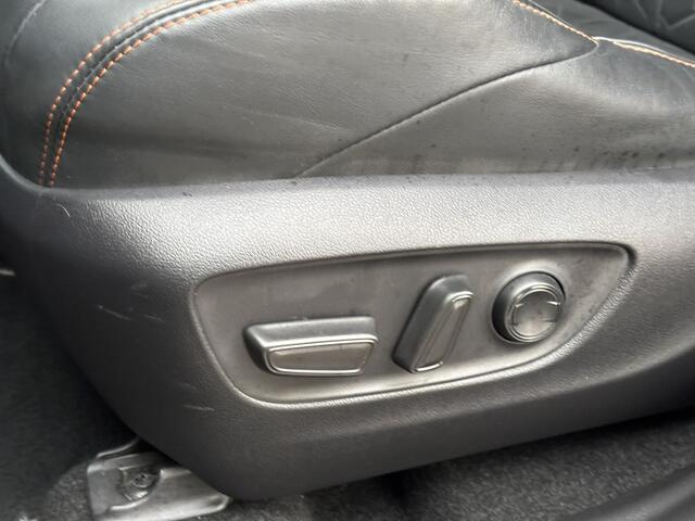 Toyota RAV4 2.5 Hybrid AWD ADVENTURE / Camera / Applecarplay/AndroidAuto / Trekhaak / Electrische achterklep /