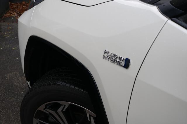 Toyota RAV4 2.5 Plug-in Hybrid AWD Bi-Tone Plus