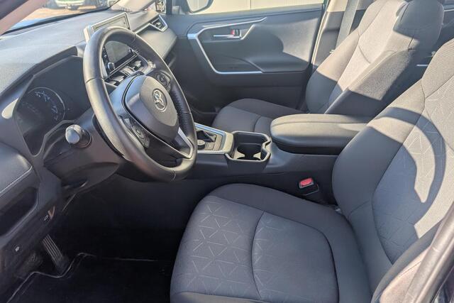 Toyota RAV4 2.5 Hybrid AWD Active |El. achterklep|Apple Carplay/Android auto|LMV|1650 kg Trekgewicht