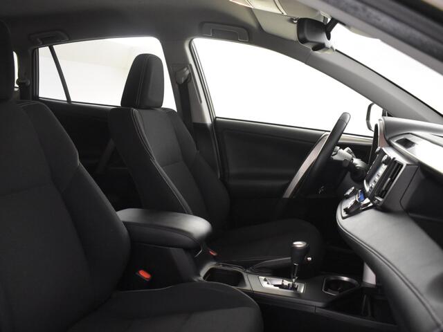 Toyota RAV4 2.5 Hybrid AWD Style | Trekhaak | Navigatie | PDC