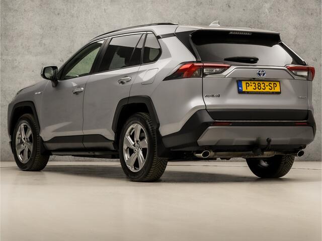 Toyota RAV4 2.5 Hybrid AWD Executive 222Pk Automaat (VIRTUAL COCKPIT, APPLE CARPLAY, MEMORY SEATS, LEDER, STOELVERWARMING/KOELING, JBL AUDIO, 360 CAMERA, ADAPTIVE CRUISE, TREKHAAK, ELEK ACHTERKLEP, NIEUWSTAAT)