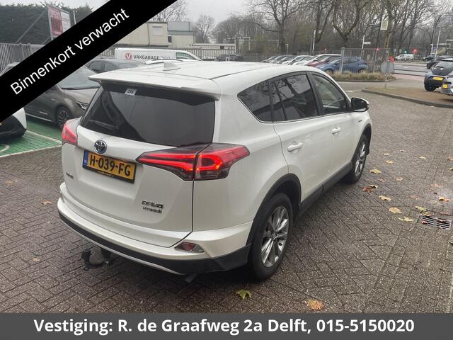 Toyota RAV4 2.5 Hybrid Style | Trekhaak | Parkeersensoren | Cruise control