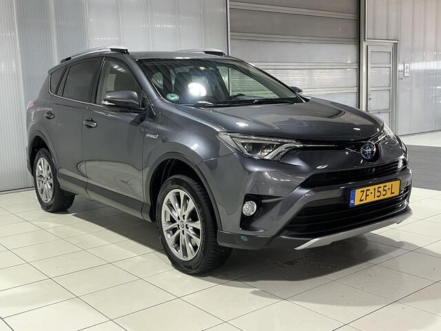 Toyota RAV4 2.5 Hybrid AWD Executive | Trekhaak | BSM| Leer | All season banden | Dealer onderhouden |
