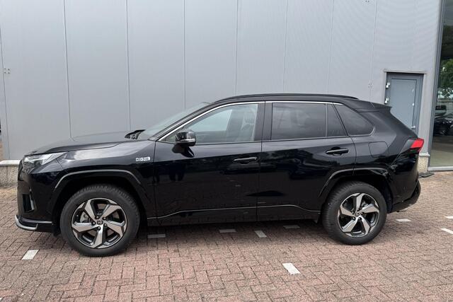 Toyota RAV4 2.5 Plug-in Hybrid AWD Style Navigatie, Achteruitrijcamera, LMV, LED, Smart Key, Stoelverwarming