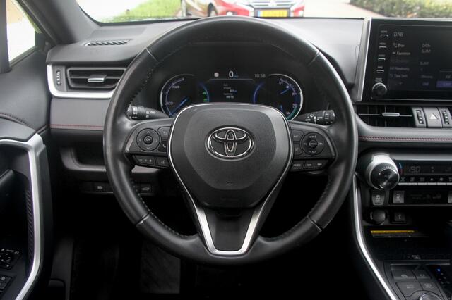 Toyota RAV4 2.5 PHEV Style | el. achterklep | Dodehoek ass. | PDC v/a |