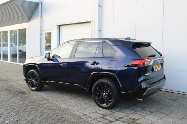 Toyota RAV4 2.5 Hybrid AWD Style