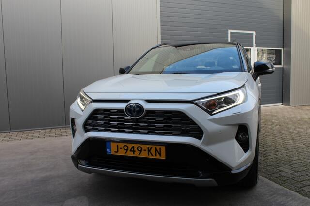 Toyota RAV4 2.5 Hybrid AWD Bi-Tone / Innovation Pack / Parelmoer