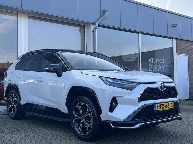 Toyota RAV4 2.5 Plug-in Hybrid AWD Style Innovation | Bearlock | Trekhaak | Schuifdak | JBL | HUD
