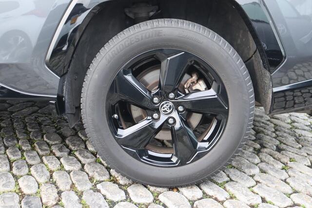 Toyota RAV4 2.5 Hybrid Bi-Tone, 360 camera, BSM, JBL, Innovation Pack Navi, Trekhaak, Elek achterklep.