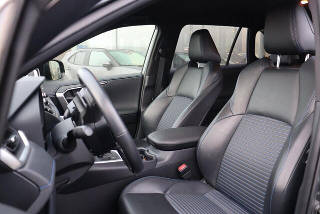 Toyota RAV4 2.5 Hybrid Bi-Tone, 360 camera, BSM, JBL, Innovation Pack Navi, Trekhaak, Elek achterklep.
