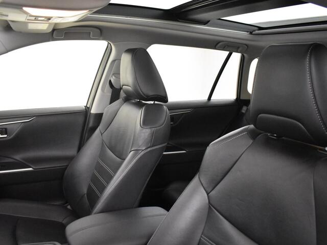 Toyota RAV4 2.5 Hybrid AWD Executive | JBL | Panoramadak | Trekhaak