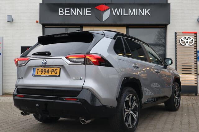 Toyota RAV4 2.5 Phev Bi-Tone+ Pano | Stoelkoeling | Trekhaak | AllSeasons