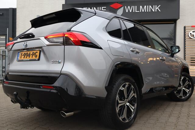 Toyota RAV4 2.5 Phev Bi-Tone+ Pano | Stoelkoeling | Trekhaak | AllSeasons