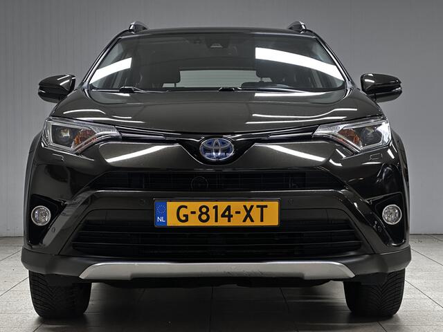 Toyota RAV4 2.5 Hybrid Energy/ Automaat!/ Trekhaak/ Apple+Android/ Keyless GO/ 17''LMV/ Voorruitverw./ Stoelverw./ Clima/ Navi/ Cruise/ Bluetooth/ Multi.LEDER.Stuur/ Elek.Pakket/ Isofix/ PDC V+A.