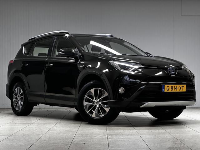 Toyota RAV4 2.5 Hybrid Energy/ Automaat!/ Trekhaak/ Apple+Android/ Keyless GO/ 17''LMV/ Voorruitverw./ Stoelverw./ Clima/ Navi/ Cruise/ Bluetooth/ Multi.LEDER.Stuur/ Elek.Pakket/ Isofix/ PDC V+A.