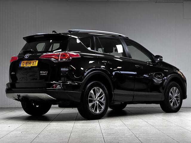 Toyota RAV4 2.5 Hybrid Energy/ Automaat!/ Trekhaak/ Apple+Android/ Keyless GO/ 17''LMV/ Voorruitverw./ Stoelverw./ Clima/ Navi/ Cruise/ Bluetooth/ Multi.LEDER.Stuur/ Elek.Pakket/ Isofix/ PDC V+A.