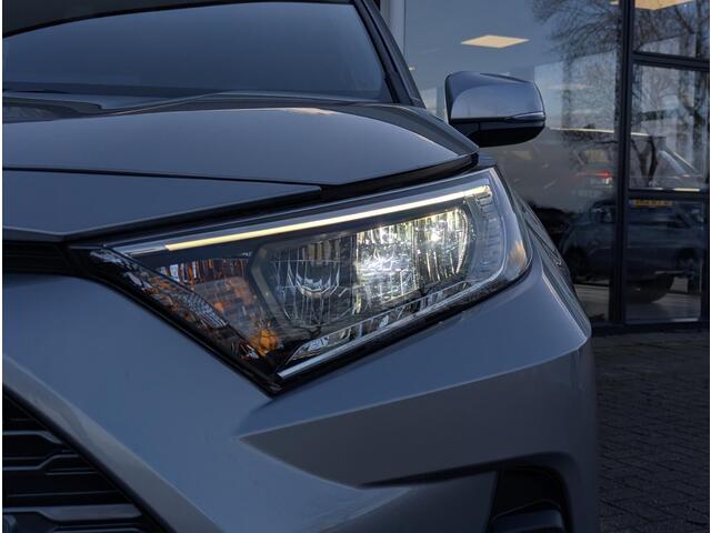 Toyota RAV4 2.5 Hybrid Dynamic | Dodehoek | Elek. achterklep | PDC V+A | Qi-lader | Camera | Navi