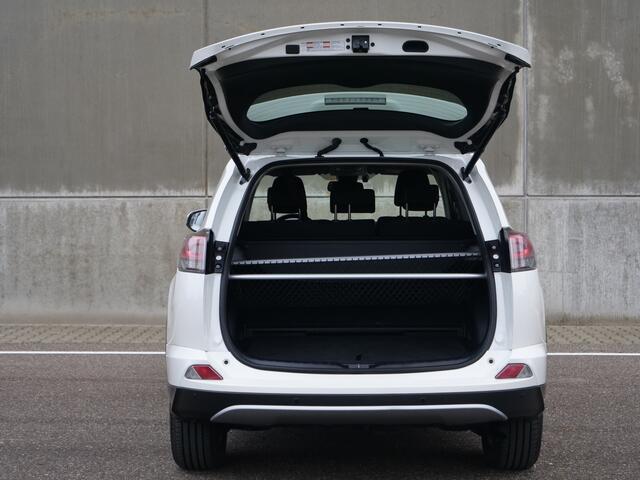 Toyota RAV4 2.5 Hybrid Energy | camera | stoelverw |