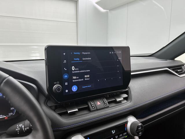 Toyota RAV4 2.5 Hybrid AWD Bi-Tone | BTW Voertuig | Stoelverwarming | Draadloos laden |
