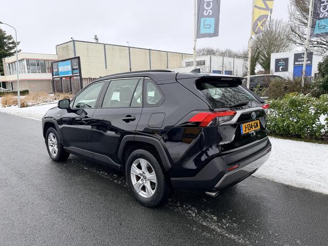 Toyota RAV4 2.5 Hybrid 218PK AutomaatoLEDoCarplay