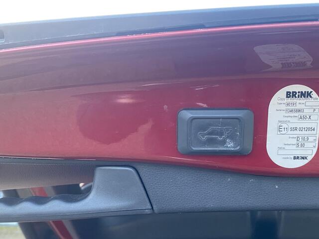 Toyota RAV4 2.5 Hybrid AWD Executive / Automaat / NL-Auto / Vol-Leder / JBL-Audio / Elektr.-Stoelen met Geheugen / Adaptieve Cruise-Control / Climate-Control / Stoelverwarming / Trekhaak / Dodehoek-Detectie / Draadloze-Telefoonlader / Apple-Carplay & Android-Auto / L