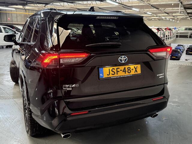 Toyota RAV4 2.5 Hybrid AWD Black Edition 1650 kg trekgewicht, slechts 29896 km, 4WD, JBL, Stoelverwarming etc.
