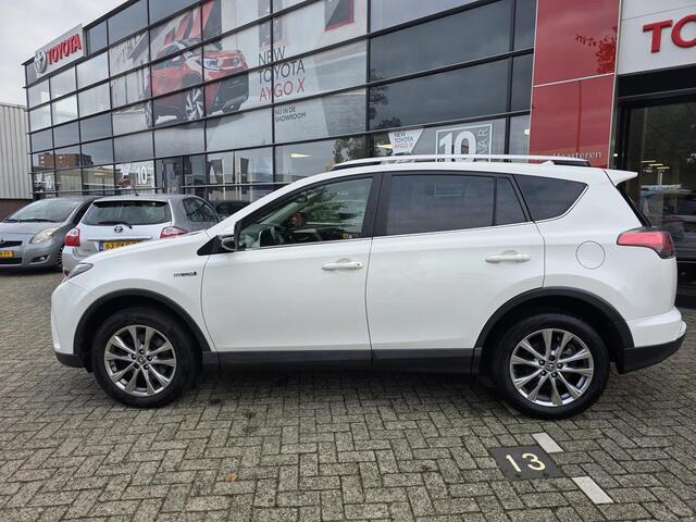 Toyota RAV4 2.5 VVT-i Hybrid Executive Bearlock