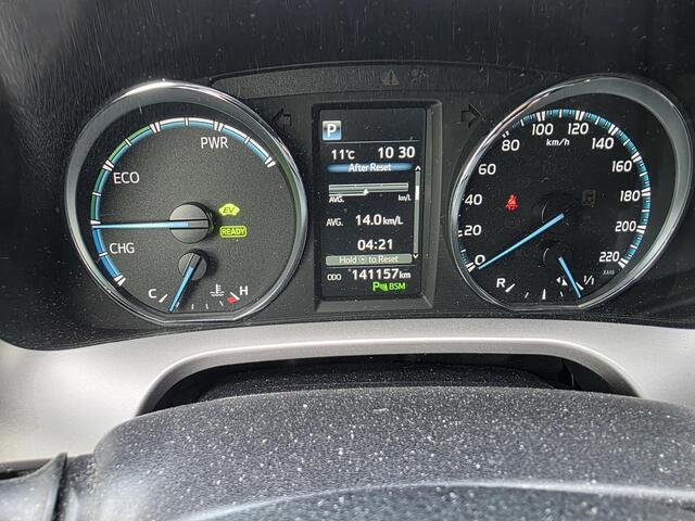 Toyota RAV4 2.5 VVT-i Hybrid Executive Bearlock