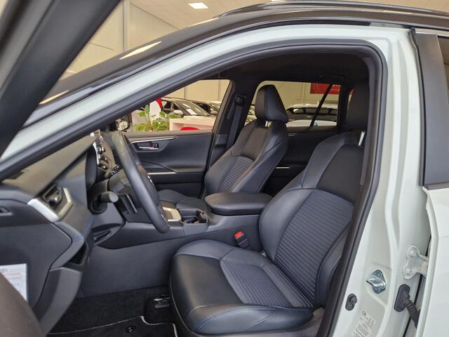Toyota RAV4 2.5 Hybrid Bi-Tone