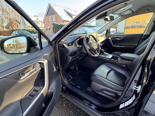 Toyota RAV4 2.5 Hybrid 222PK AWD LederoACCoNavi