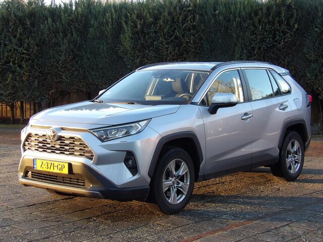Toyota RAV4 2.0 VVT-iE Business Plus