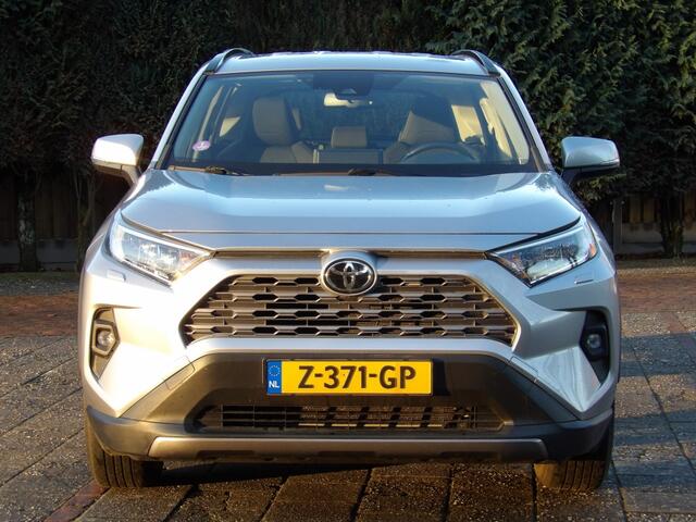 Toyota RAV4 2.0 VVT-iE Business Plus