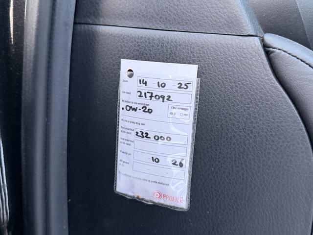 Toyota RAV4 2.5 Hybrid Dynamic | Nieuw Binnen | Navigatie | Climate Control | Trekhaak | Camera | APK 12-01-2027 |