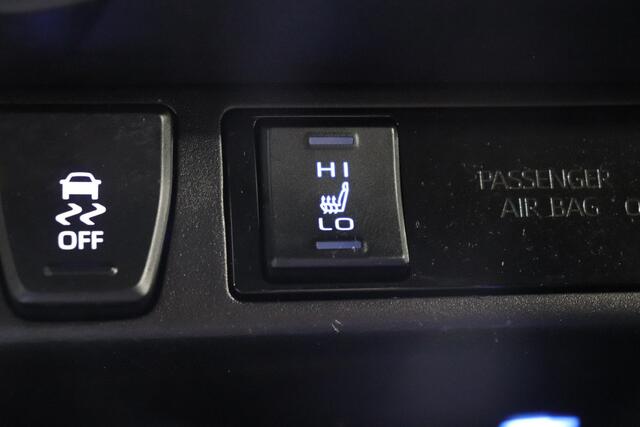 Toyota RAV4 2.5 Hybrid Style, Parkeercamera, Keyless Entry, Adaptieve Cruise & Climate Control, Bluetooth!