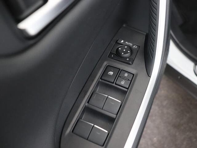 Toyota RAV4 2.5 Plug-in Hybrid AWD Limited Edition demo ivo steenbergen